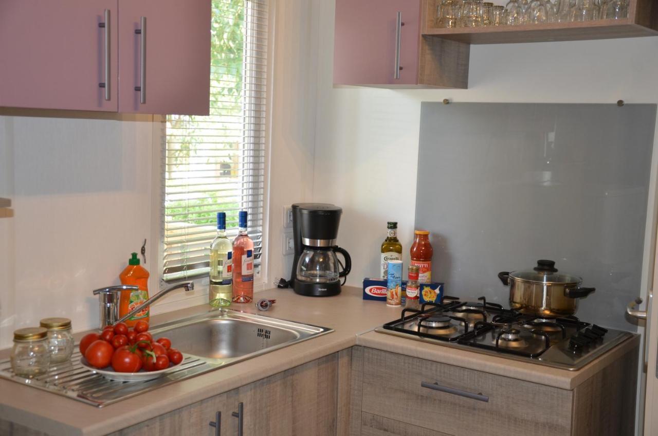Happy Camp Mobile Homes In Camping Senia Cala Canyelles Лорет де Мар Екстериор снимка